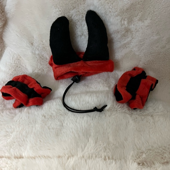 Pet devil costume-for small pet - Picture 2 of 4
